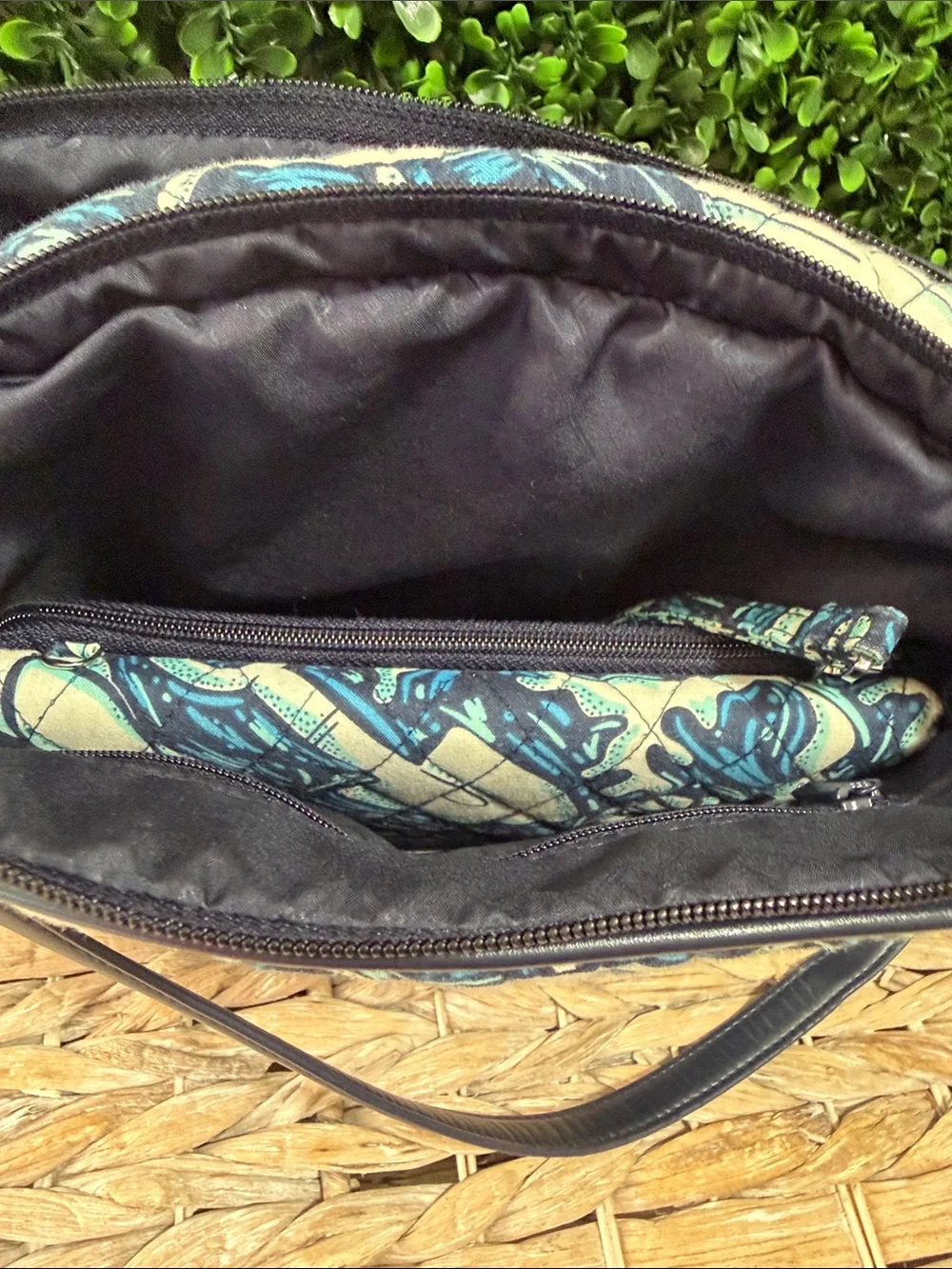 Vera Bradley Navy Blue and Cream Quilted Crossbody with Matching Wallet